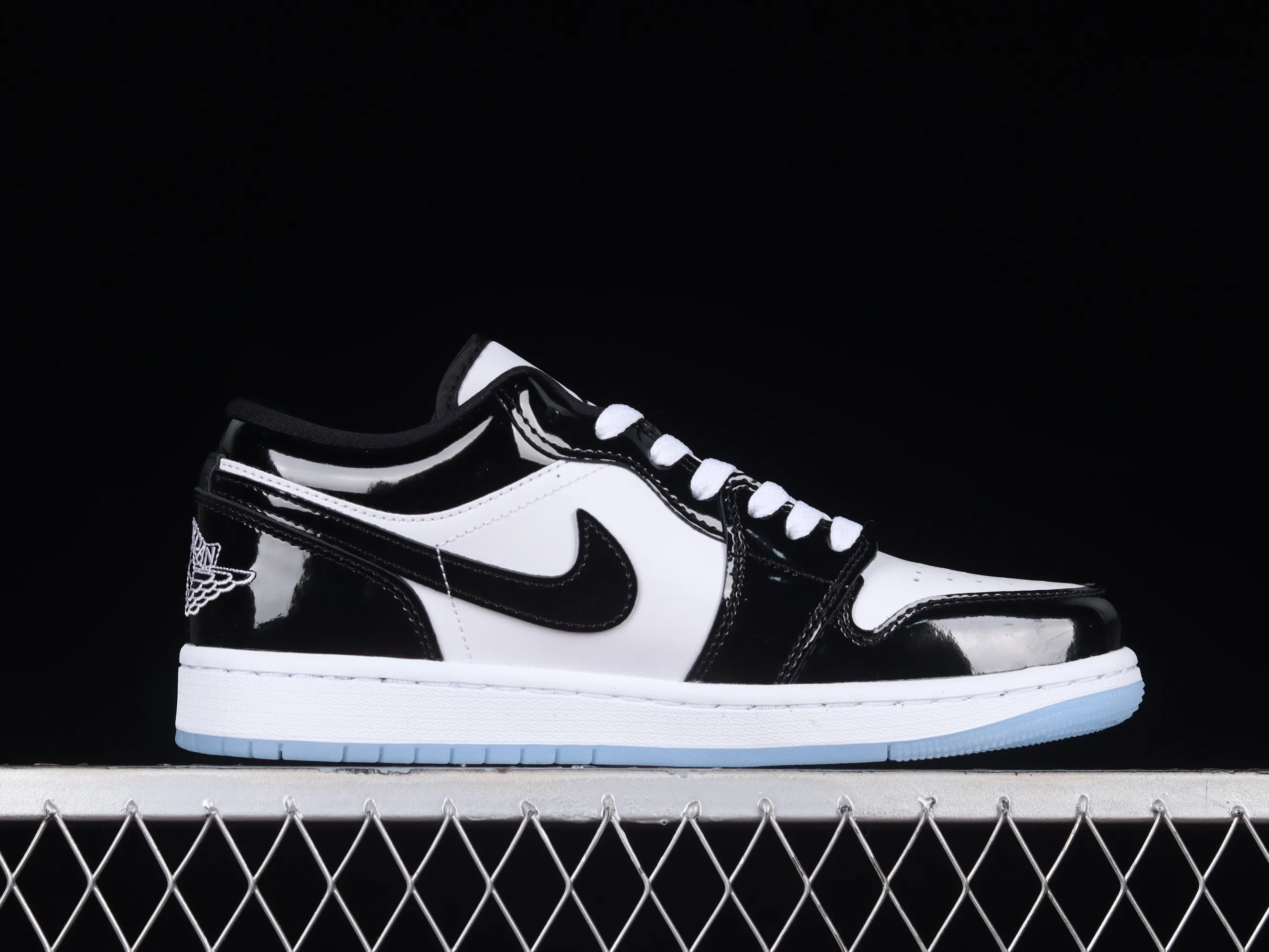 All categories Air Jordan Jordan series basketball shoes Air Jordan 1 Low G version pure original Air Jordan 1 Low "Concord" AJ1 Joe 1 Concord black and white patent leather low-top basketball shoes DV1309-100